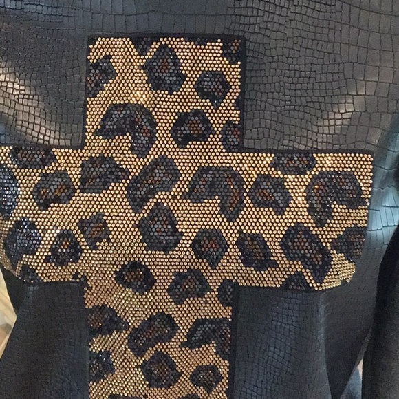 Madness National faux leather/sequin front top, long sleeves, size medium - Picture 7 of 14